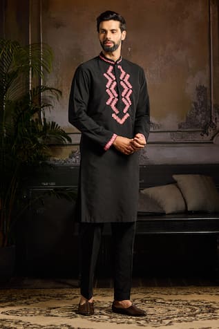 Zig-Zag Embroidered Kurta With Pant 