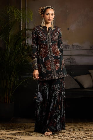 DiyaRajvvir Flower Printed Gharara Set with Jacket 