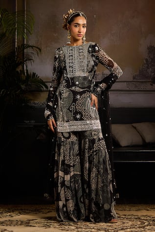 DiyaRajvvir Abstract Jaal Print Straight Kurta Gharara Set 