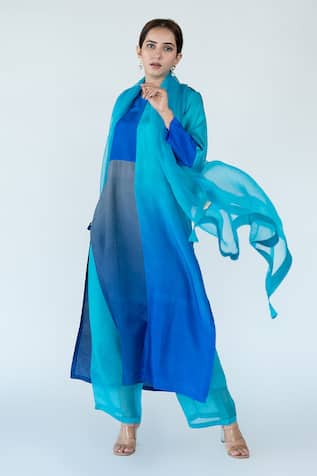 Meghna Panchmatia Ombre Straight Kurta Set 