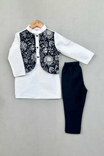 Label Neeti Floral Placement Print Kurta Set 