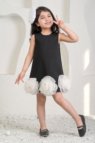 Black 3D Flower Embellished Dress 