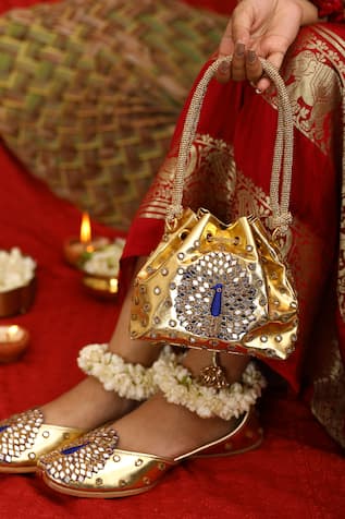 Peacock Embroidered Gold Potli 