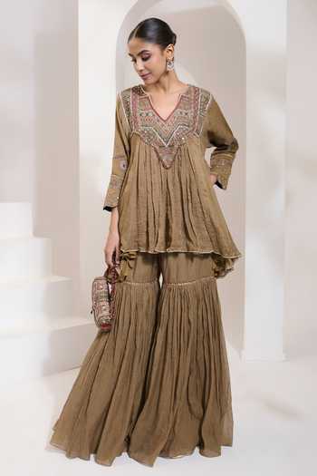 Saahiil Kapoor Aafra Choga Kurta With Gharara 
