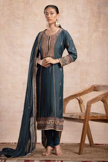 Saahiil Kapoor Rabia Mirror Embroidered Kurta Set 