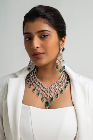 Stone Studded Leaf Cutwork Necklace Set 