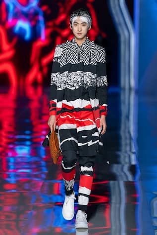 MR. Ajay Kumar Geometric Print Black Longline Blazer 