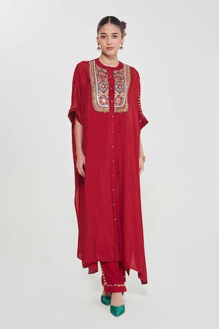 Siddhartha Bansal Cherry Red Embroidered Kurta Set 