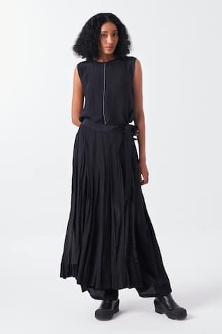 Three Box Pleated Black Skirt Pant 