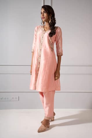 Aavya Vine Embroidered Peach Kurta Set 