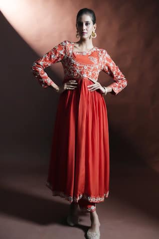 Aavya Bahara Embroidered Anarkali Set 