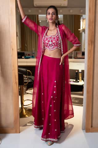 Aavya Tulip Embroidered Cape & Gharara Set 