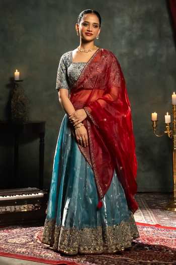 Aavya Gullista Vine Embroidered Lehenga Set 