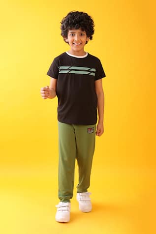 Anthrilo England Striped Pattern T-Shirt With Joggers 