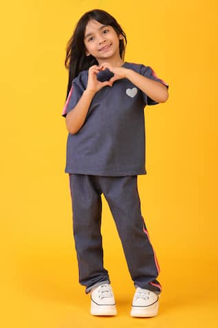 Anthrilo Heart Pattern T-Shirt With Joggers 