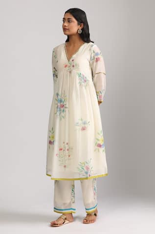Trendy tokari Bloom Print Kurta Set 