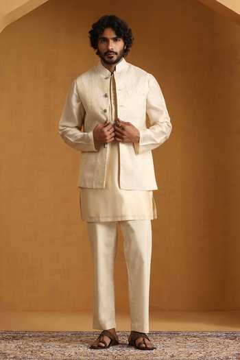 Weaver Story Woven Stripe Bundi Kurta Set 