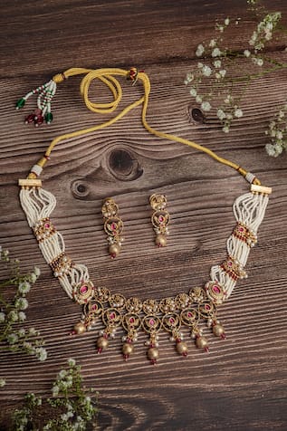Padma Motif Stone Necklace Set 