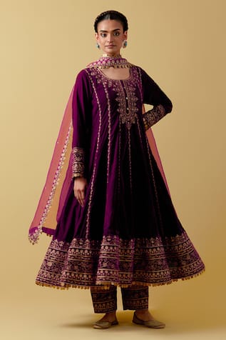 Ikshita Choudhary Embroidered Velvet Anarkali Set 
