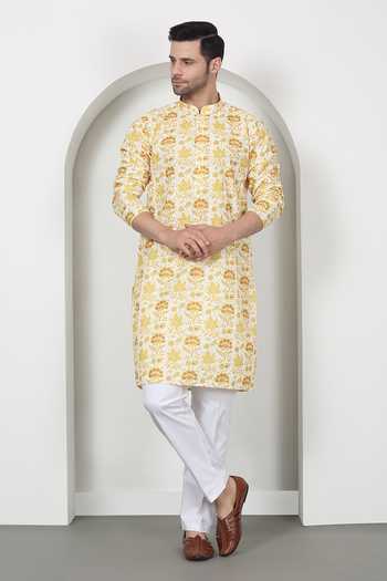 Aham-Vayam Floral Print Kurta Set 