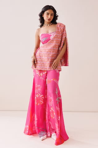 Kisakshi Jaipur Geometric Embroidered One Shoulder Jacket Set 