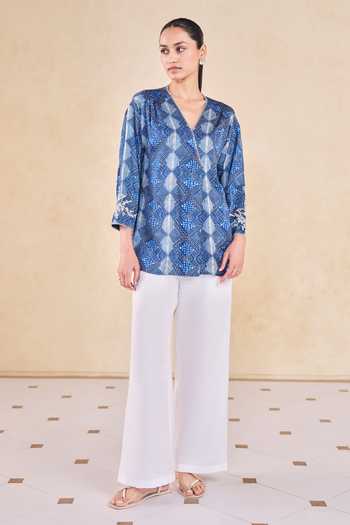 Grassroot By Anita Dongre Geometric Print V Neck Top 