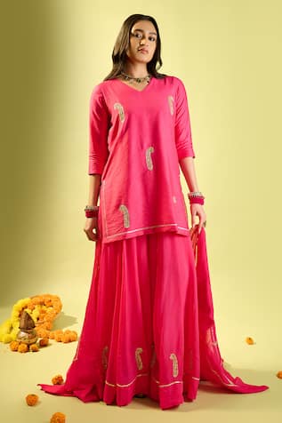 Komal Shah Hand Embroidered Pink Kurta & Palazzo Set 
