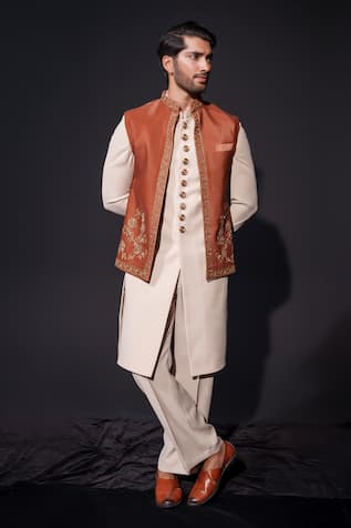 Zardozi Work Velvet Kurta Set 