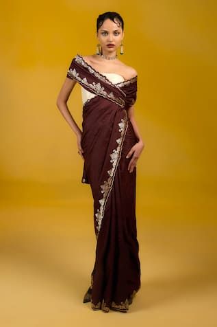 Ekaya Banaras Kadhwa Saree With Gold Accents 