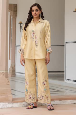 Label Niti Bothra Floral Embroidered Ivory Pant Set 