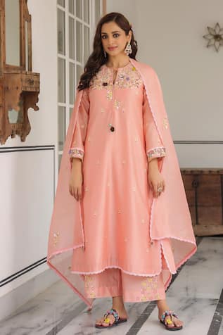 Label Niti Bothra Embroidered Kurta Set 