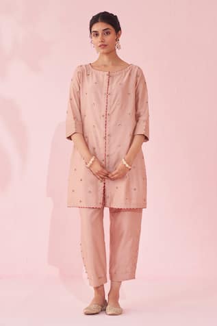 Studio Bagechaa Embroidered Blush Pink Kurta & Pants Set 