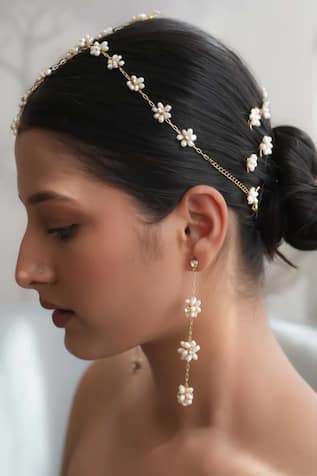 Pearl Drop Earrings 