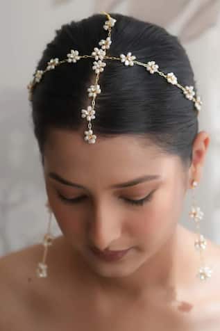 Floristaa by mahek Pearl Mathapatti With Floral Accents 