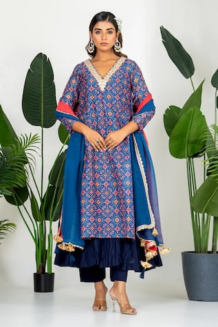 Yuvraani Jaipur Digital Printed Chanderi Kurta Set 