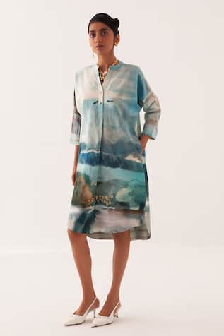 OFRIDA Sky Batwing Midi Dress 