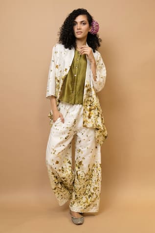 Krishna Mehta Ombre Olive Open Jacket 