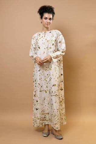 Krishna Mehta Elegant Long Kaftan 