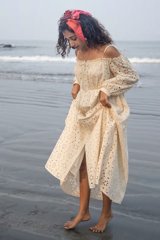 RAAS LIFE Hakoba Embroidered Tie-Up Midi Dress 