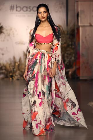 Basanti - Kapde Aur Koffee Pink Crepe Embroidered Cape Set 