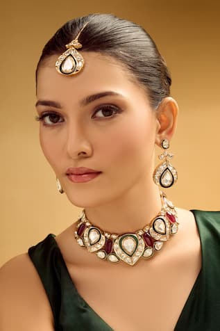 Samyukta Singhania Red & Gold Necklace Set 