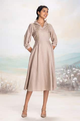 KAVERI High-Collared Linen Dress with Embroidery 