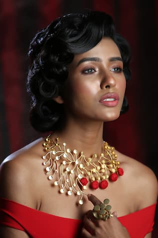 Gold Plated Contemporary Choker Necklace 