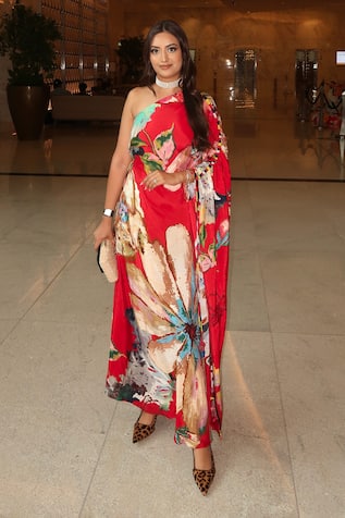 Saaksha & Kinni Floral Print Asymmetrical Kaftan 