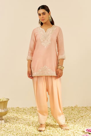 Sheetal Batra Embroidered Off Rose Kurta Set 