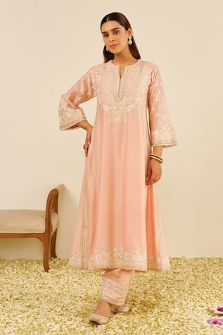 Sheetal Batra Embroidered Off Rose Kurta & Salwar Set 