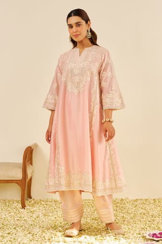Sheetal Batra Embroidered Blush Pink Kurta Set 