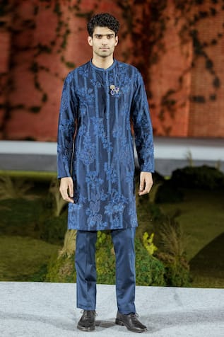 Mishru Embroidered Vitor Kurta Set 