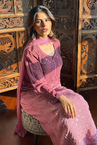 LABEL AISHWARYRIKA Mauve Chikankari Kurta Set With Palazzo 