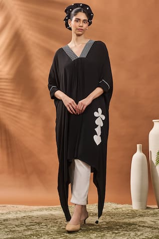 Masaba Black Crepe Silk Tunic Set 
